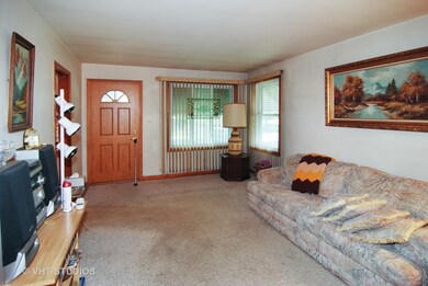 9972 Montrose Ave, Schiller Park, IL 60176 - photo 2