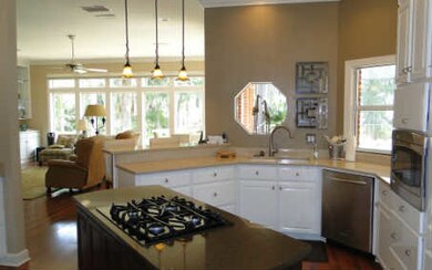 884 NW Scenic Lake Dr, Lake City, FL 32055 - photo 3