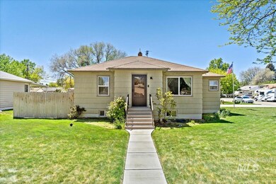 504 S Chestnut St, Nampa, ID 83686 - photo 2