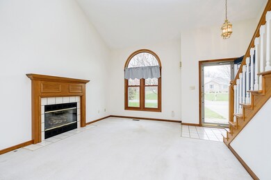 3872 Colonial Dr, Anderson, IN 46012 - photo 2