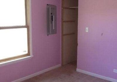 125 Del Rio Rd, Carpentersville, IL 60110 - photo 4