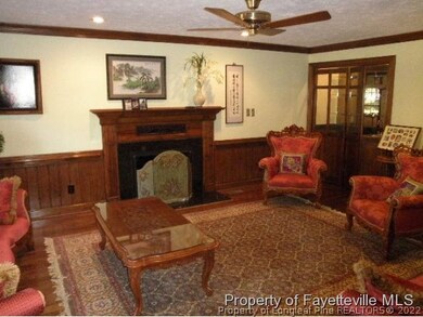 428 Kingsford Rd, Fayetteville, NC 28314 - photo 3