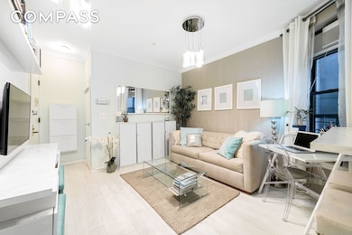 108 W 114th St unit 4B, New York, NY 10026 - photo 2