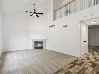 611 W Sovers St, Solon, IA 52333 - photo 6