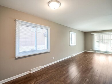 2111 Horeb Ave, Zion, IL 60099 - photo 5