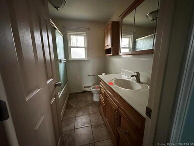 2450 N Lake View Dr, Austin, IN 47102 - photo 6