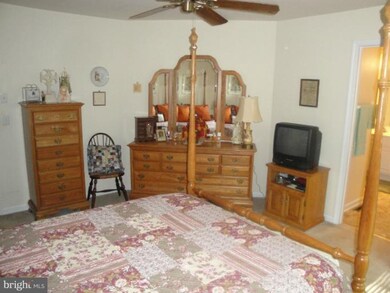 521 Monticello Cir, Locust Grove, VA 22508 - photo 6