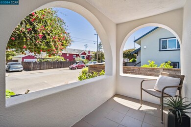 2844 Stanton St, Berkeley, CA 94702 - photo 7