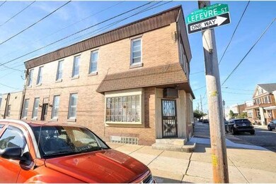 4497 Edgemont St, Philadelphia, PA 19137 - photo 2