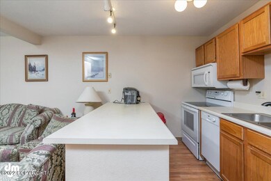 05-Kitchen_MAX2841
