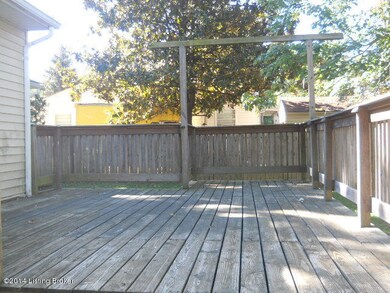 9247 St Moritz Dr, Louisville, KY 40291 - photo 6