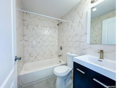 70-26 Queens Blvd unit 5F, Woodside, NY 11377 - photo 6