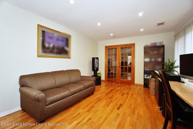 (6) FAMILY ROOM EDIT