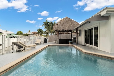 2233 SE 15th St, Pompano Beach, FL 33062 - photo 2