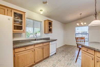 118 S Amulet Ave, Mesa, AZ 85208 - photo 5