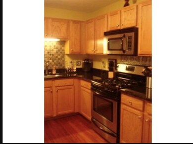 Crosswoods Path Condominium unit 31, MerriMacK, NH 03054 - photo 2