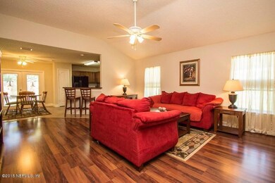 1206 Pangola Dr, Jacksonville, FL 32205 - photo 7