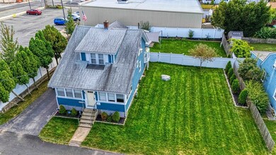 77 Unity Ave, East Providence, RI 02914 - photo 5