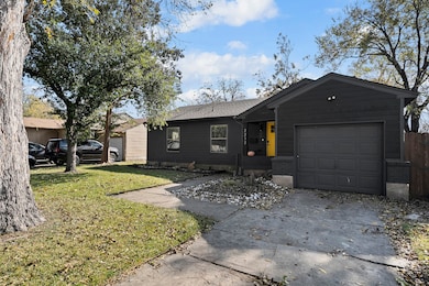 2212 Tealford Dr, Dallas, TX 75228 - photo 3