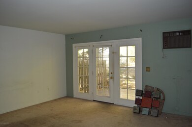 510 Sarah St, Stroudsburg, PA 18360 - photo 4