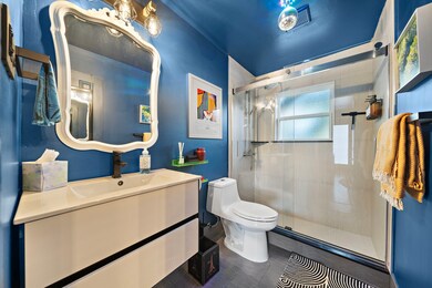 1306 Taft St unit 2, Houston, TX 77019 - photo 4