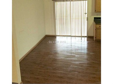 Kitchen. Large dining room is combined with the la