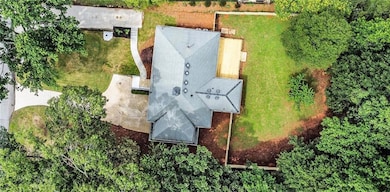 1996 Briarwood Dr, Gainesville, GA 30501 - photo 2