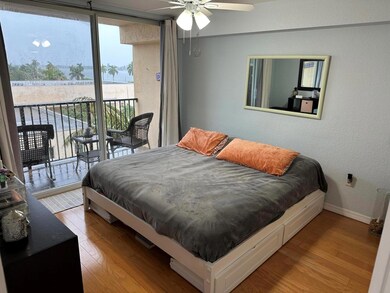 Flagler Pointe unit 538, West Palm Beach, FL 33407 - photo 5
