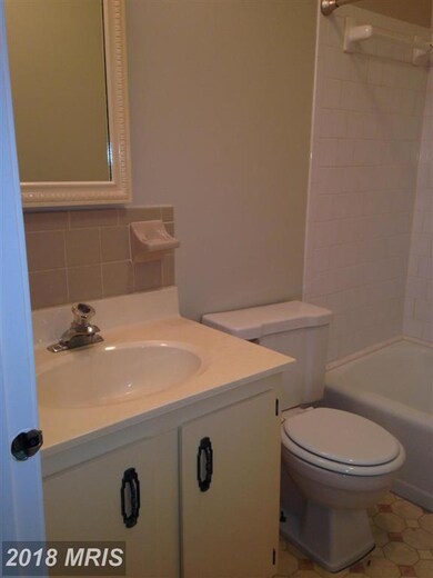 98 Leeds Ct, Warrenton, VA 20186 - photo 5