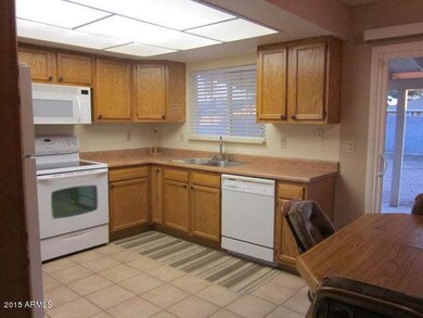 801 W El Alba Way, Chandler, AZ 85225 - photo 3