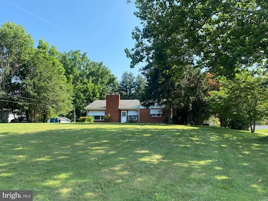 872 Maple Rd, Gambrills, MD 21054 - photo 5