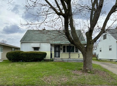 647 Roth Ave, Columbus, OH 43228 - photo 2