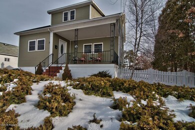 17 Olendike St, Throop, PA 18512 - photo 3