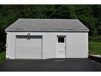 747 S 6th St, Indiana, PA 15701 - photo 5