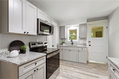 40 Lima St, Warwick, RI 02889 - photo 2