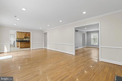 8800 Seven Locks Rd, Bethesda, MD 20817 - photo 5