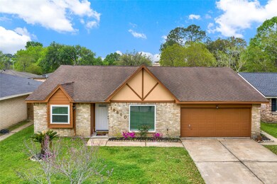 16810 Blackhawk Blvd, Friendswood, TX 77546 - photo 2