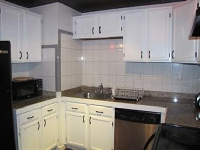 64 Foster St unit 405, Peabody, MA 01960 - photo 5