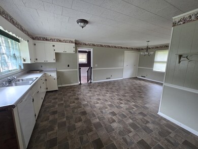 111 Lee Ln, Shelbyville, TN 37160 - photo 6