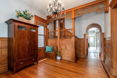 1115 Neil Ave-31