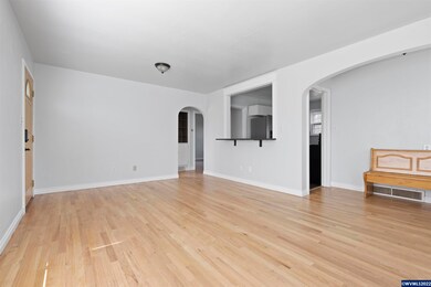 1089 14th Ave SW, Albany, OR 97321 - photo 6