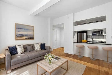 67 Wall St unit 10I, New York, NY 10005 - photo 2
