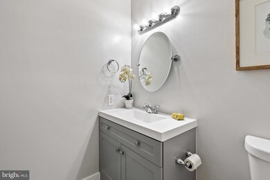 606 N Eutaw St unit E, Baltimore, MD 21201 - photo 6