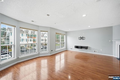 770 Sassafras Ct unit 35H, Mahwah, NJ 07430 - photo 5