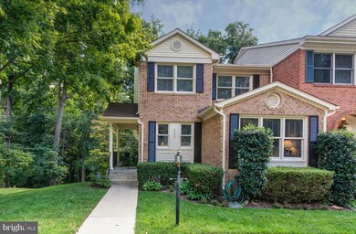 8035 Galla Knoll Cir, Springfield, VA 22153 - photo 2