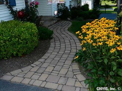 Exterior Front Newer Paver walkway Welcomes fFFend