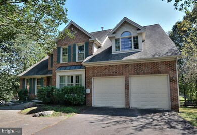 15421 Snowhill Ln, Centreville, VA 20120 - photo 2