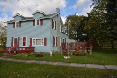 Front with side fence area