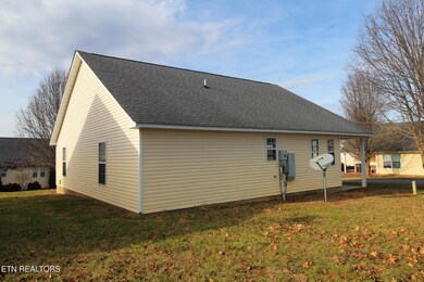 1505 Cypress View Ct, Sevierville, TN 37862 - photo 3