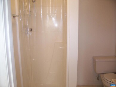 211 Chancellor St, Charlottesville, VA 22903 - photo 5